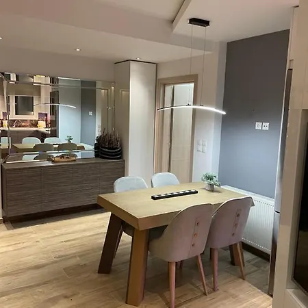 Luxurious & Cozy Down Town Home 82' Ioannina Extérieur photo