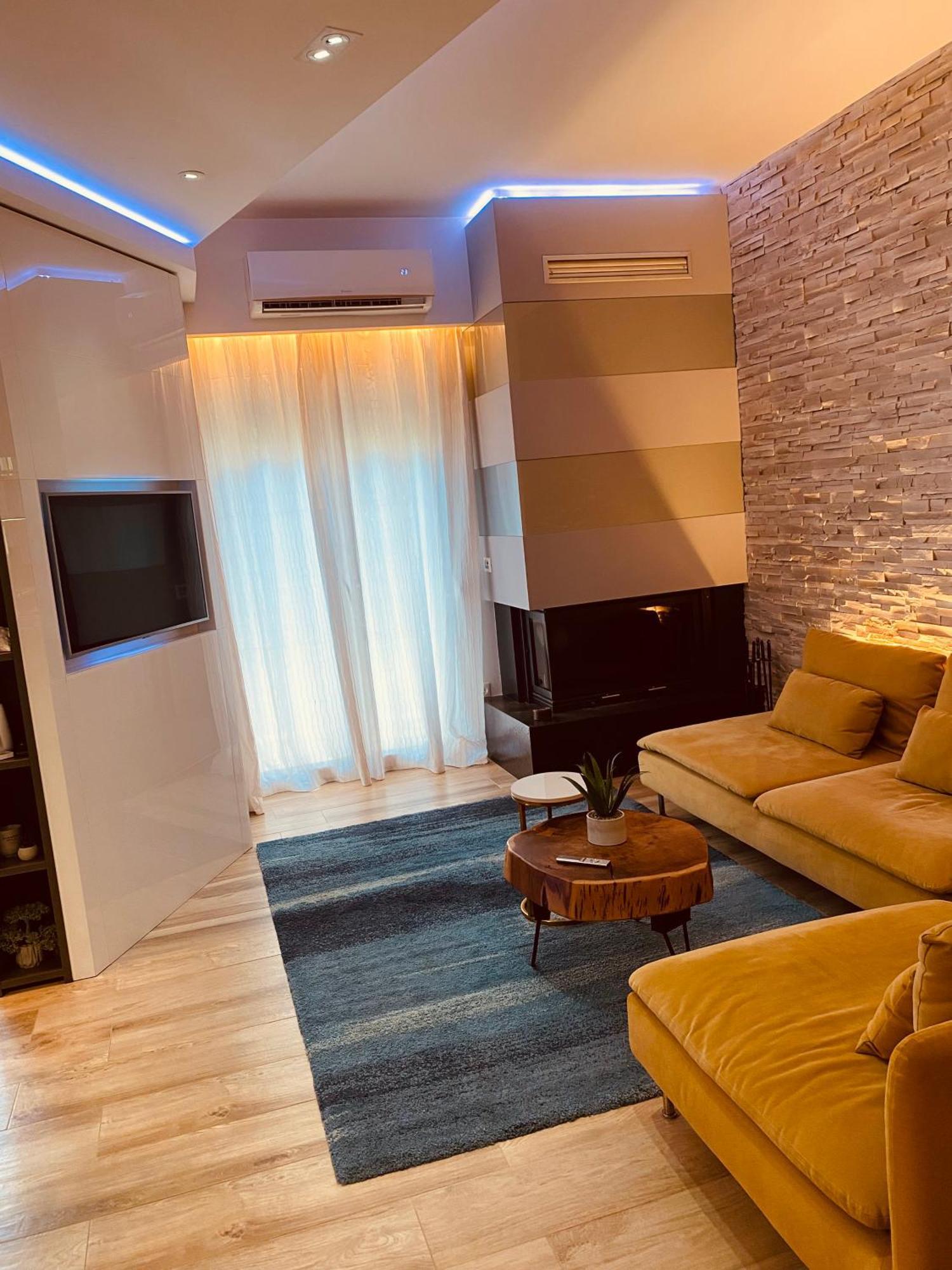 Luxurious & Cozy Down Town 82' * Ioannina